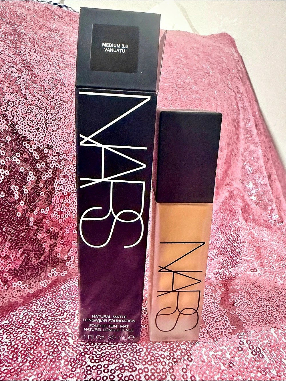 NARS Natural Matte Longwear Foundation - Vanuatu Medium 3.5 - 1 fl oz